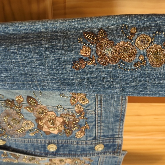 Beaded & embroidered jean jacket - Picture 2 of 3